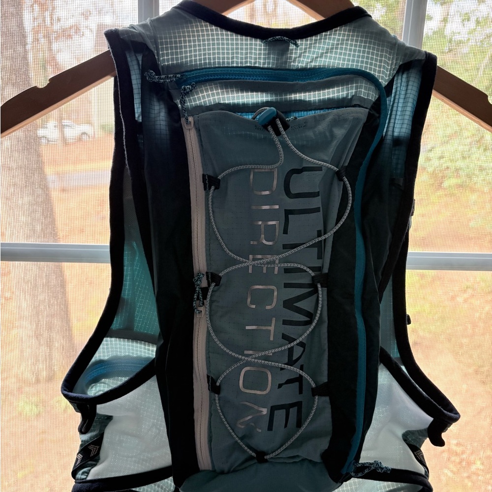 Ultimate Direction Women’s Running Race Vest - S/M - Picture 5 of 6